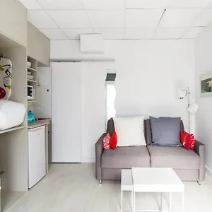 Small Is Beautiful Ideally Located Sleeps 4 Parigi